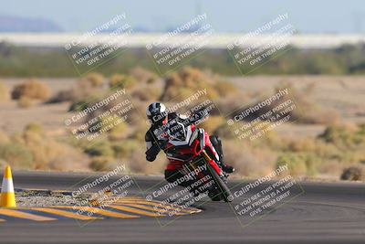 media/Nov-06-2023-Moto Forza (Mon) [[ce023d0744]]/3-Intermediate Group/Session 5 (Turn 4)/